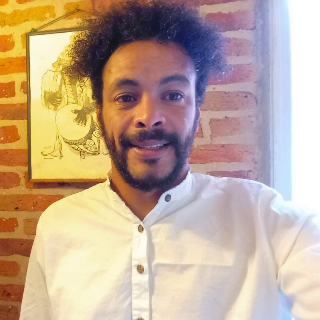 Ed. Leonardo Castillo